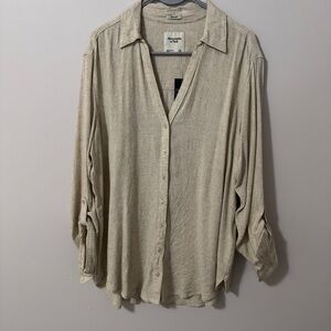 NWT Abercrombie Light Beige Boyfriend Button-Down Shirt